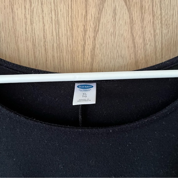 Old Navy Long Sleeve Swing Dress - Black - Picture 3 of 7